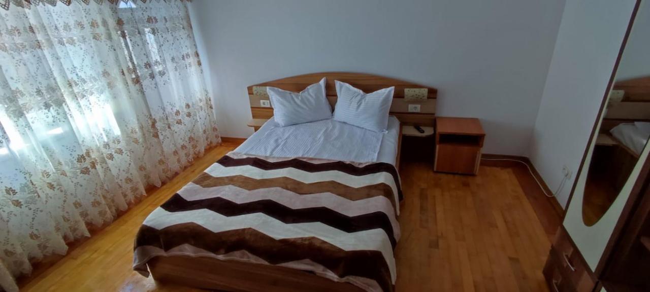 Vila Florelena Navodari Bagian luar foto